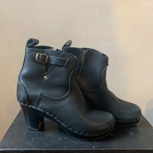 No. 6 Clog Boots, Black, Size 37 (US 7)